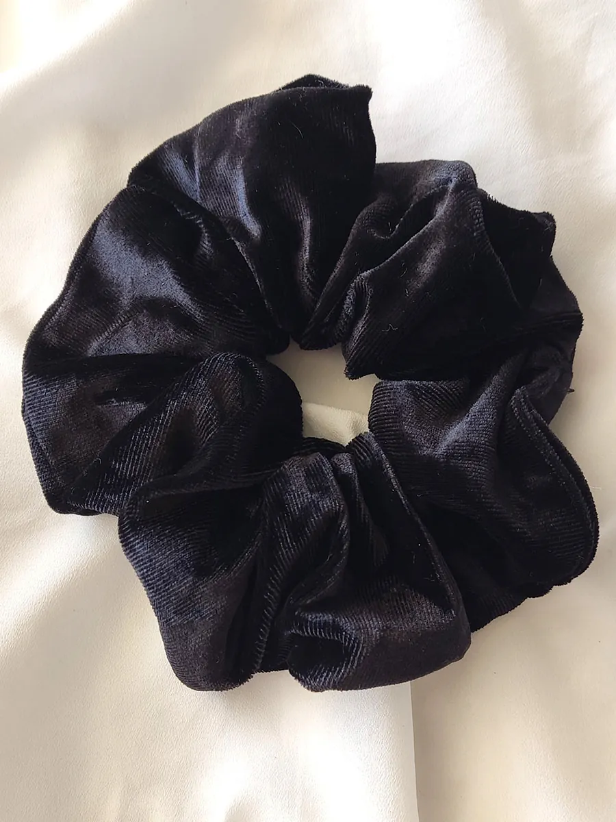 Scrunchie Λάστιχο μαλλιών βελούδινο μαύρο Large