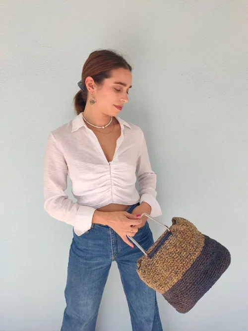 BAG-0027 (1) Τσάντα δίχρωμη με ορθογώνια χερούλια μπλε μπεζ