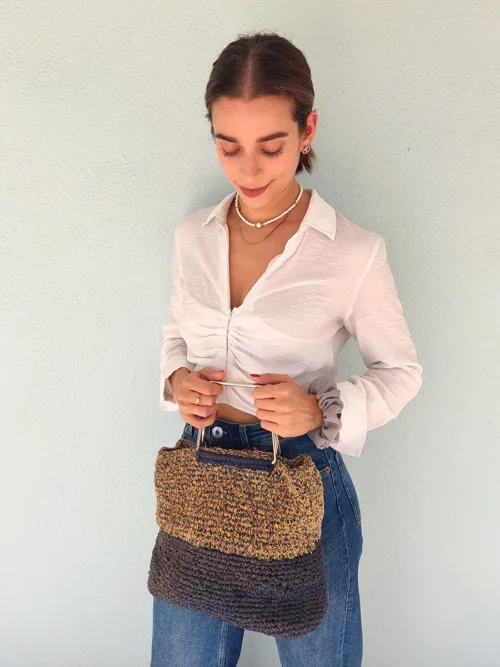 BAG-0027 (2) Τσάντα δίχρωμη με ορθογώνια χερούλια μπλε μπεζ