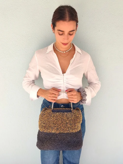 BAG-0027 (3) Τσάντα δίχρωμη με ορθογώνια χερούλια μπλε μπεζ